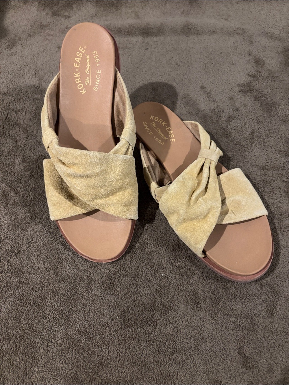 Kork-Ease Yellow Suede Zel Slide In Sandals - Size 10